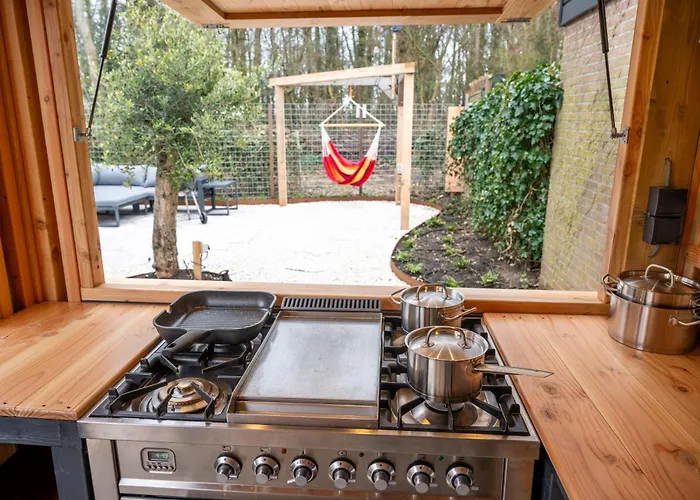 Kahakai House - Unique Outdoor Kitchen - Next To Local And 15 Min. The From Casa de Férias Noordwijkerhout