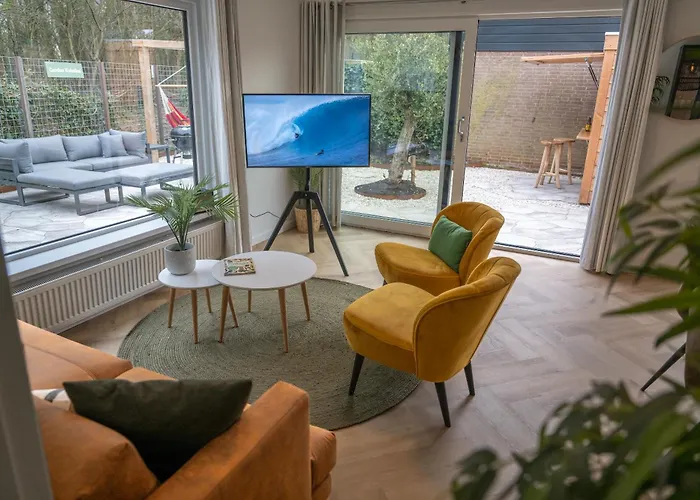 Kahakai House - Unique Outdoor Kitchen - Next To Local And 15 Min. The From Casa de Férias Noordwijkerhout